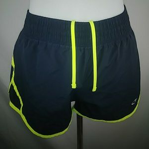 Champion Duodry Activewear short small